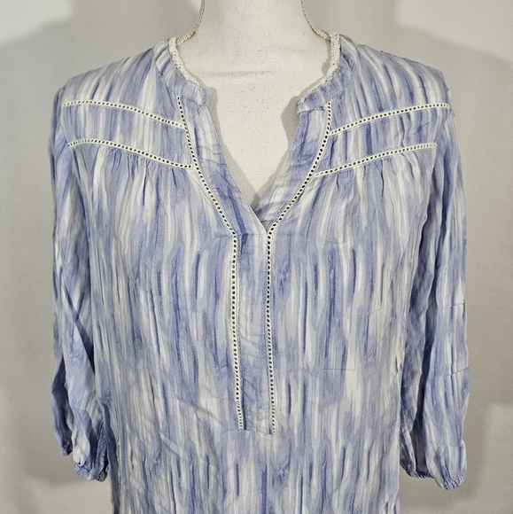 Intro. Blue 3/4 sleeve top womens size medium - Picture 3 of 9